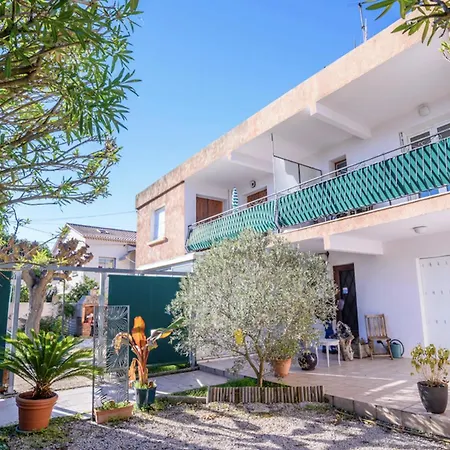 Charming Flat In With Balcony Apartment